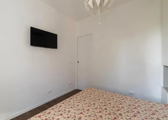 Guesthost - Monteverde Classy ローマ